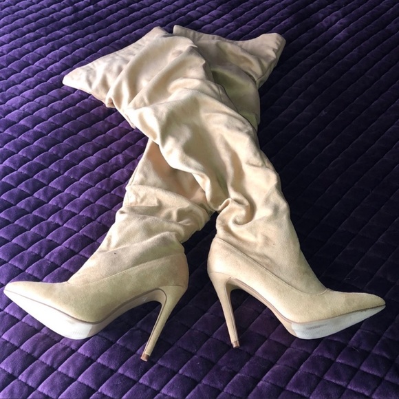 COPY - Heels boots  (SOLD) - Picture 2 of 3